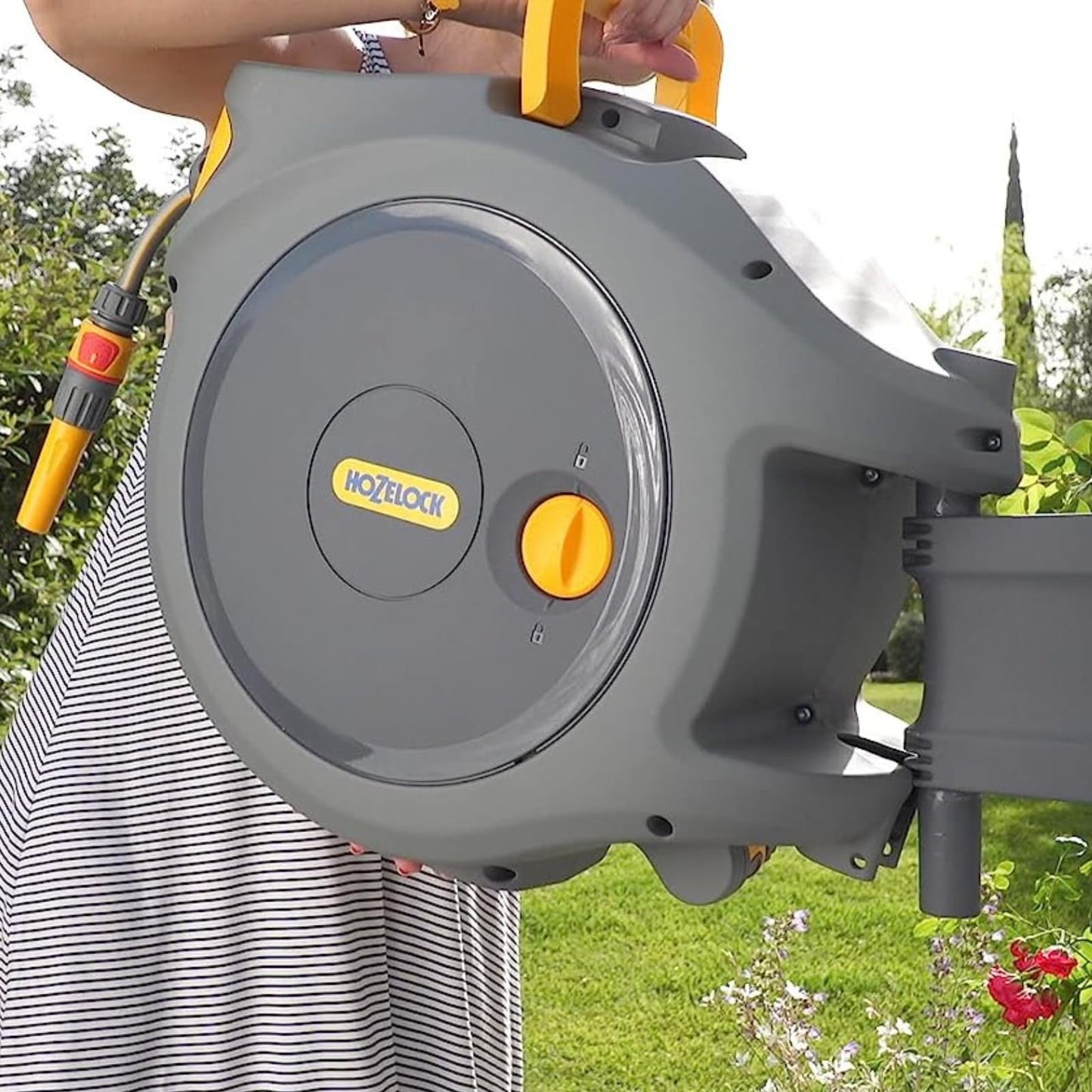 Automatic Wall Mounted Garden Hose Reel with 40M Retractable Hose