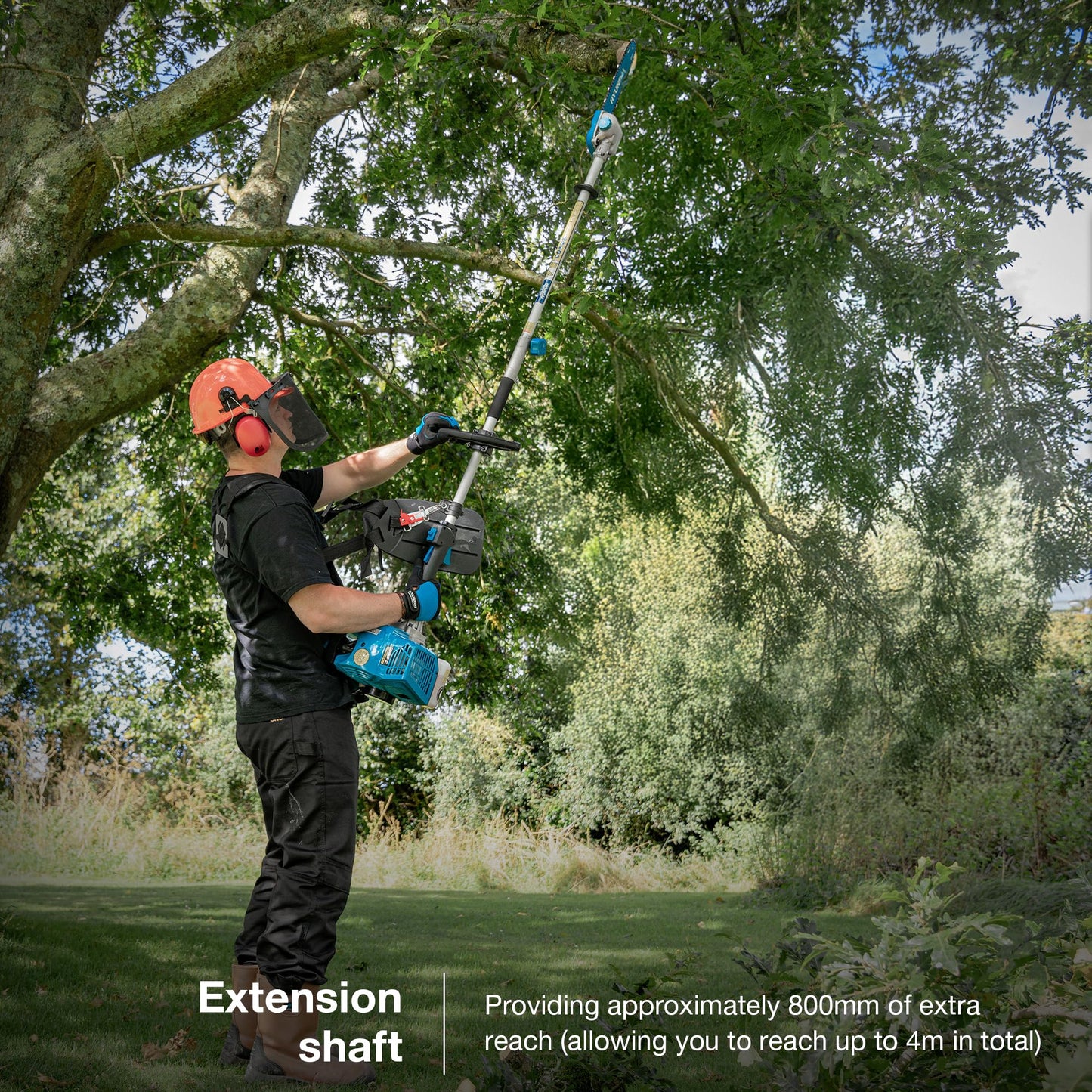 5-in-1 Petrol Garden Multi Tool with Hedge Trimmer, Chainsaw & Brushcutter Attachments